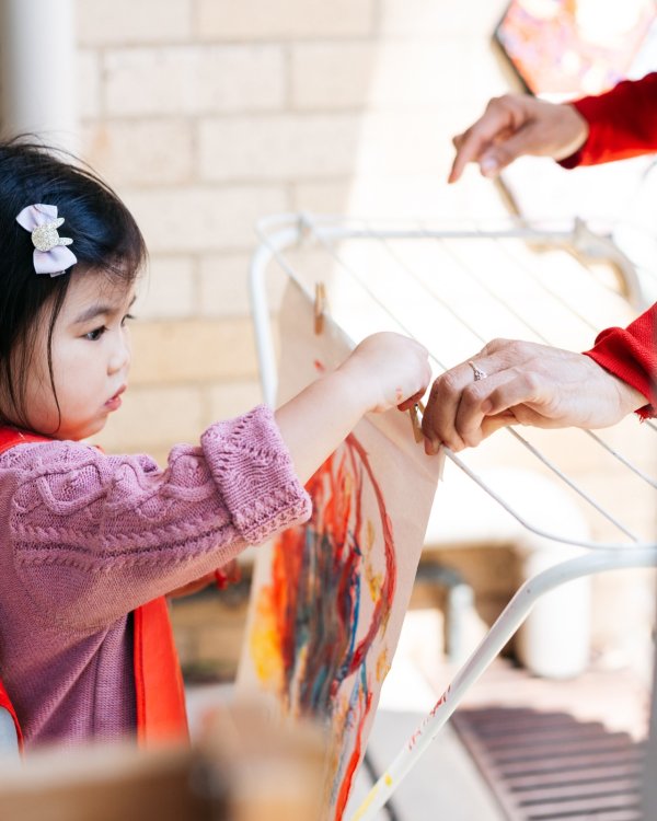 kid painting