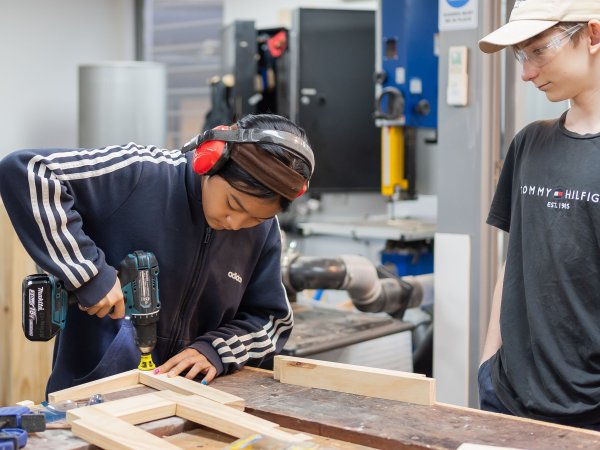 _PT55815600x450 Image